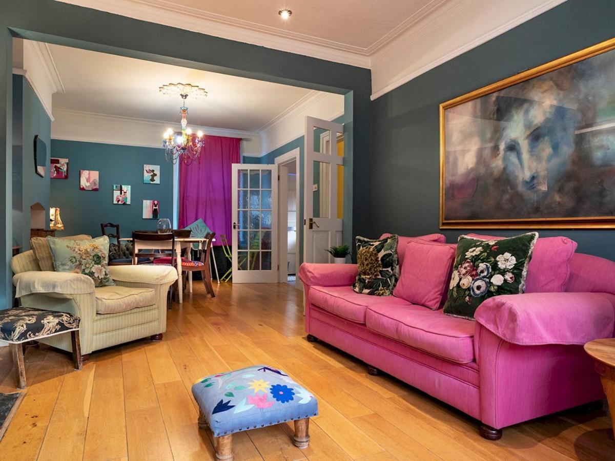 벨파스트 Pass The Keys Colourful, Quirky Artist-Owned 3 Bed Next To Cafes 빌라 외부 사진